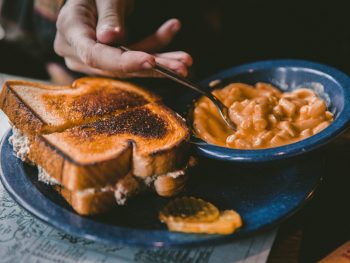 grilled cheese and mac and cheese