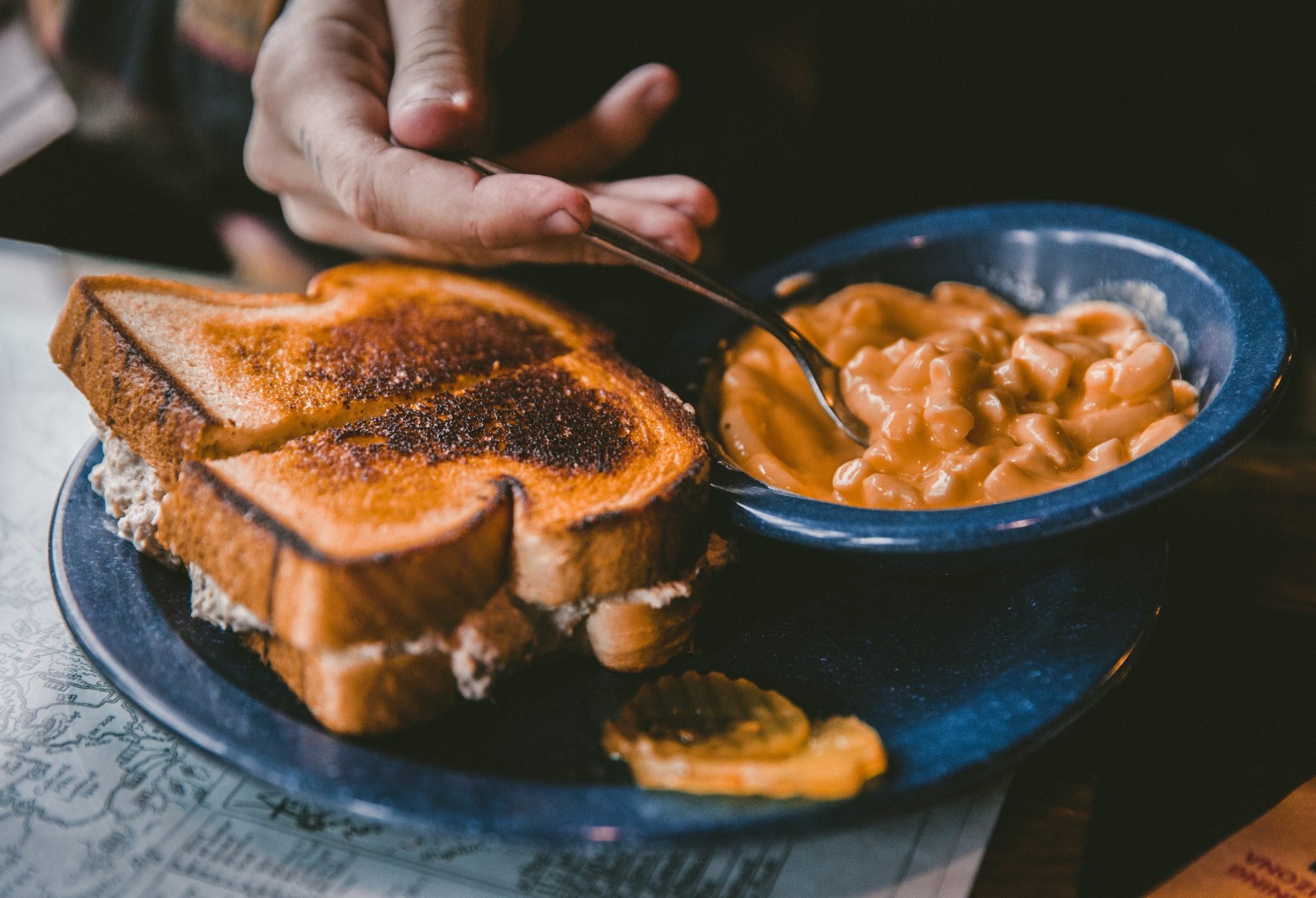 grilled cheese and mac and cheese